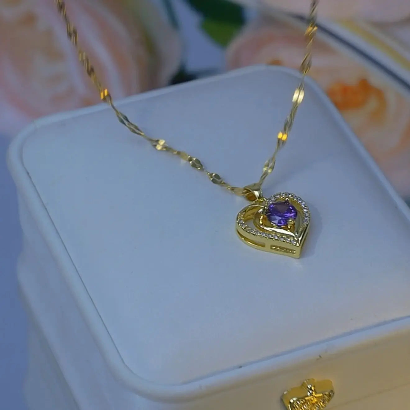Heart Pendant Necklace for Women 2025, Gold-Plated Dainty Chain, Minimalist Chic Jewelry Gift for Her HNXL0003