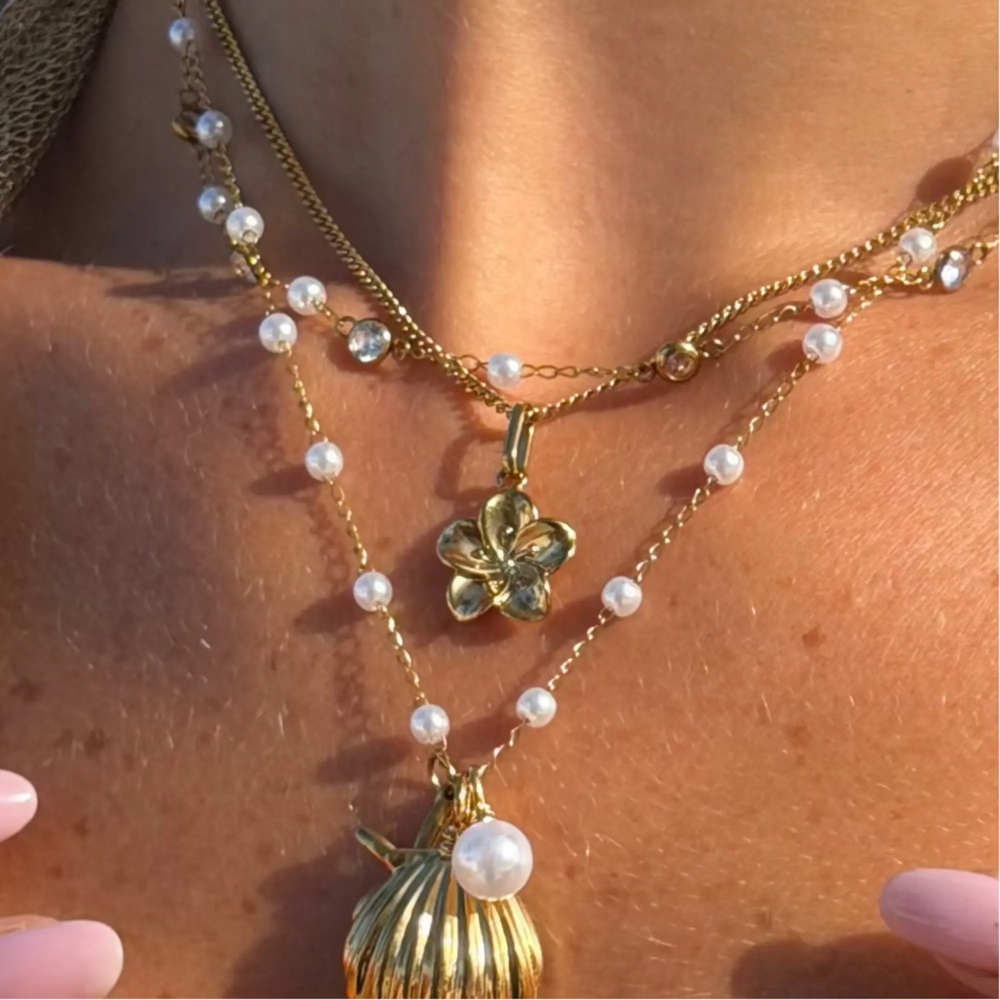 Gold or Silver Plated Women's Hypoallergenic Hibiscus Necklace HNXL0020