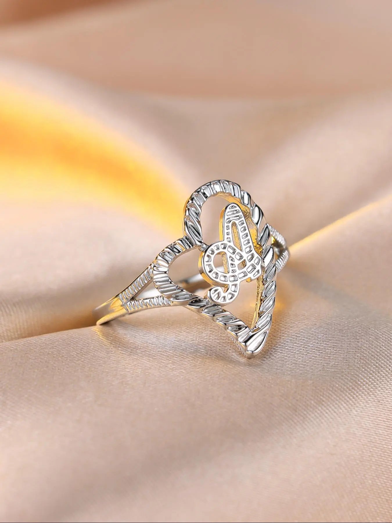Mother's Day Gift Vintage Hollow out Heart Design Cuff Ring, Letter Design Cuff Ring, Alphabet Design Ring, Fashion Jewelry for Women & Girls, Heart Shaped Ring, Fashion Heart Rings HNJZ0057