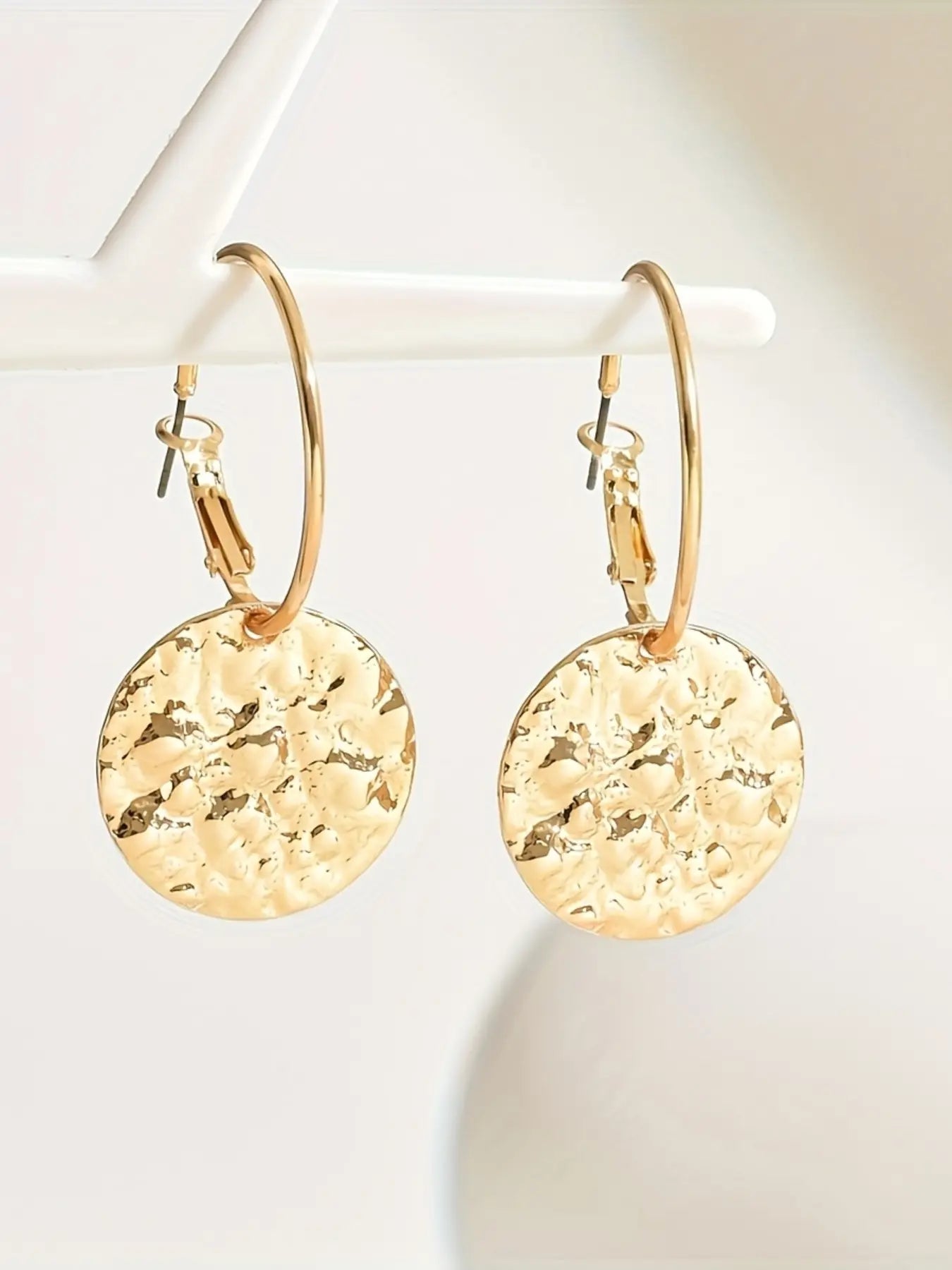 Fashionable Geometric Round Hammered Earrings, Cute Simple Design, Perfect Gift for Mother's Day, Graduation, Back-To-School, Teacher Appreciation, Trendy Jewelry, Fashion Jewelry Accessories HNEH0019