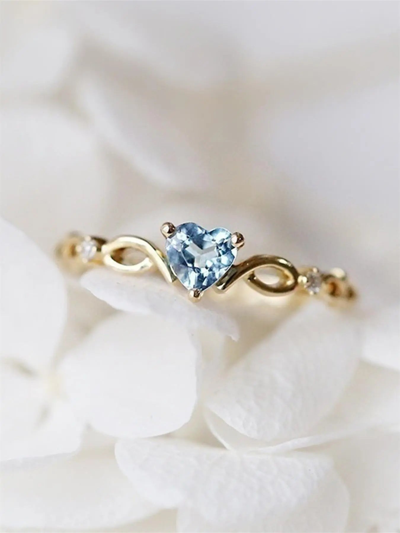 Mother's Day Gift Women's Elegant Rhinestone Decor Heart Design Promise Ring, 1 Piece Trendy Exquisite Engagement Ring, Chic F ashionable Dainty Jewelry As Gift for Girlfriend, Wedding Promise Rings, Promise Ring Gf HNJZ0027