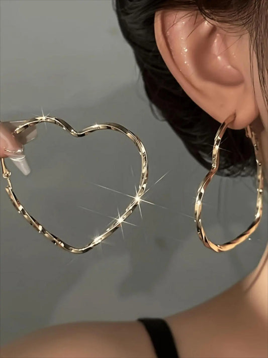 Oversized Heart Hoop Earrings for Women, Trendy Metallic Twisted Earring, Party Jewelry, Fashion Jewelry Party, Fashionable Earrings, Fashion Accessories HNEH0010