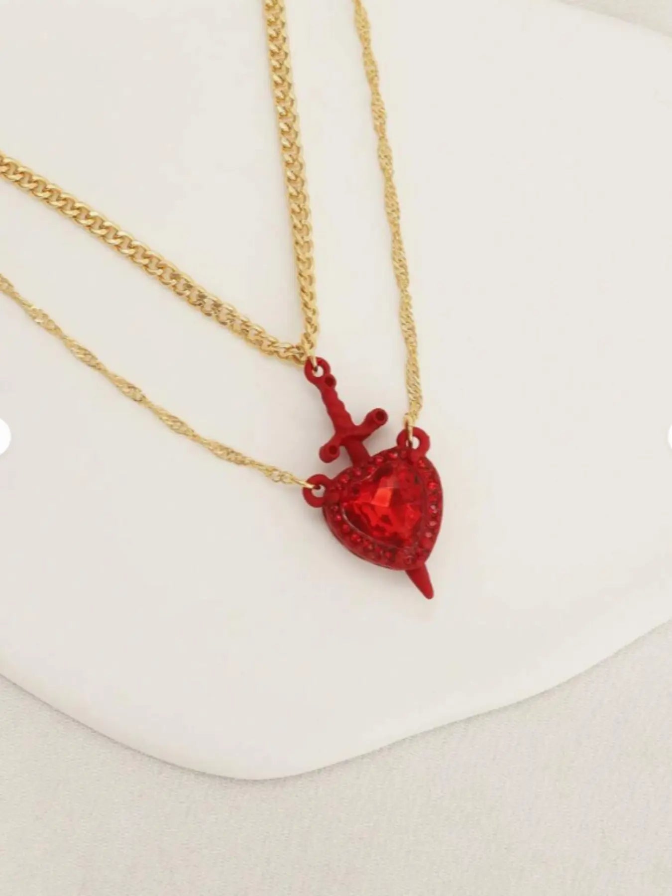 2pcs Heart and Sword Necklace Set, Love Heart Necklace, Unique Couple's Jewelry, Silver Color, Durable Fashion Accessory, Perfect for Weddings & Parties, Includes Rose Box HNXL0015